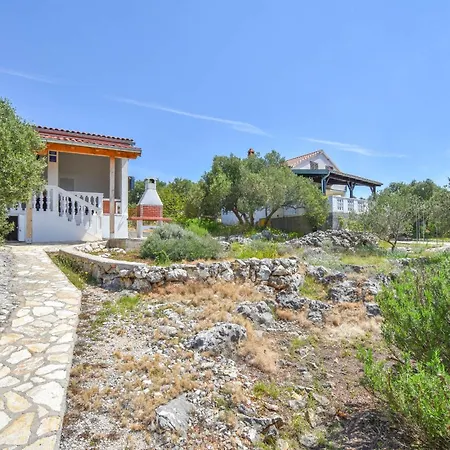 House Johan בית נופש *