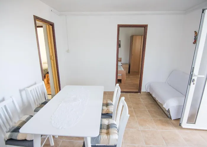 בית נופש House Johan Pašman