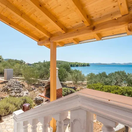 House Johan Tatil Evi